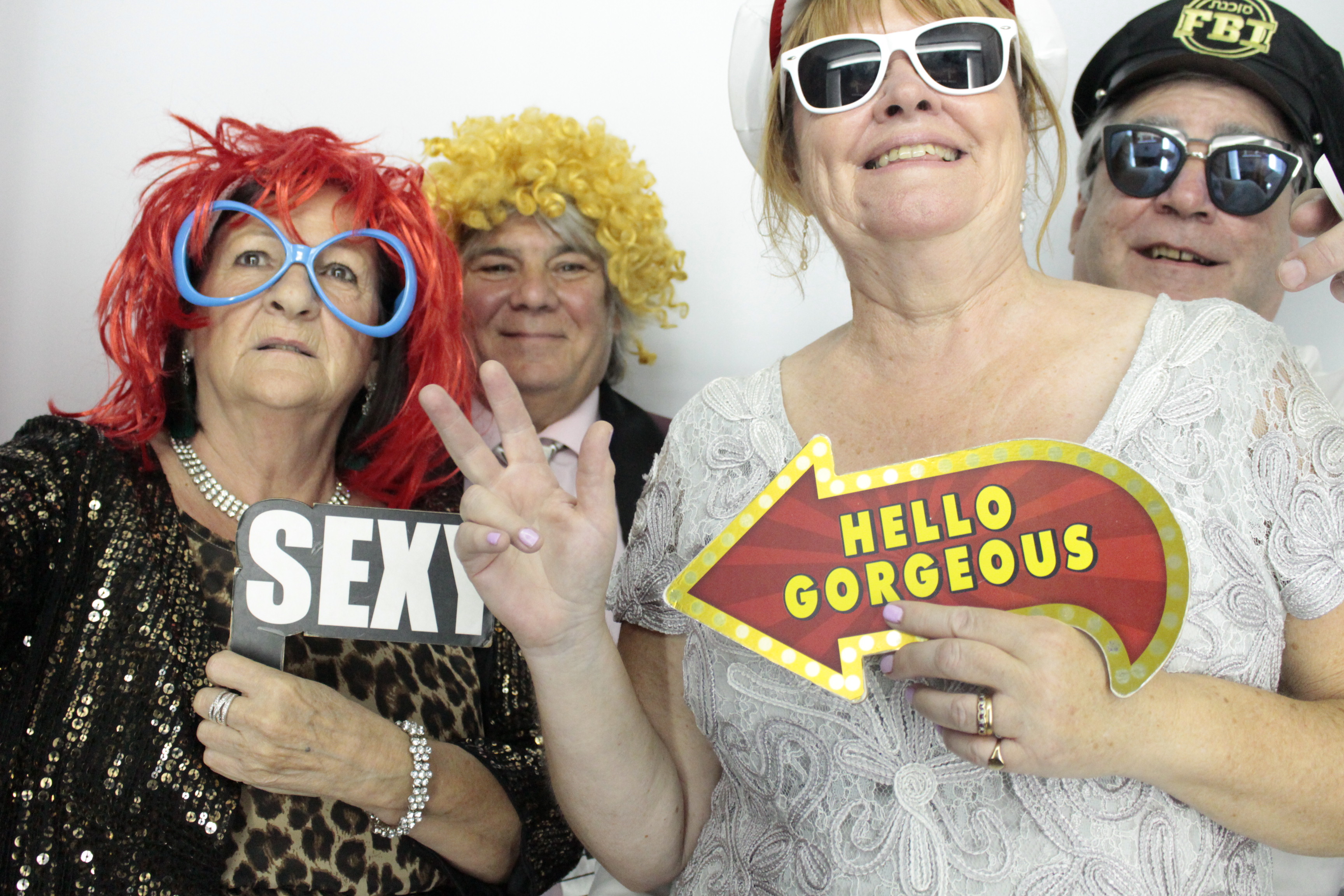 Louise & Dan's Big Day | View more photos from the event at gallery.myphotoboothexperience.co.uk/u/MyPhotoBoothExperienceLtd/Louise-Dans-Big-Day